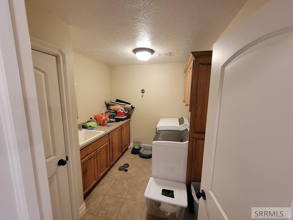 152 North 3700 East Rigby, ID 83442 - Photo 35 of 58