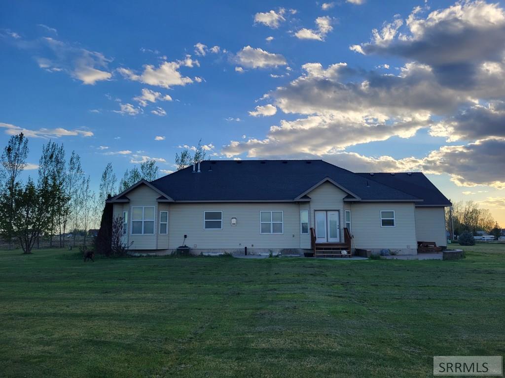 152 North 3700 East Rigby, ID 83442 - Photo 10 of 58