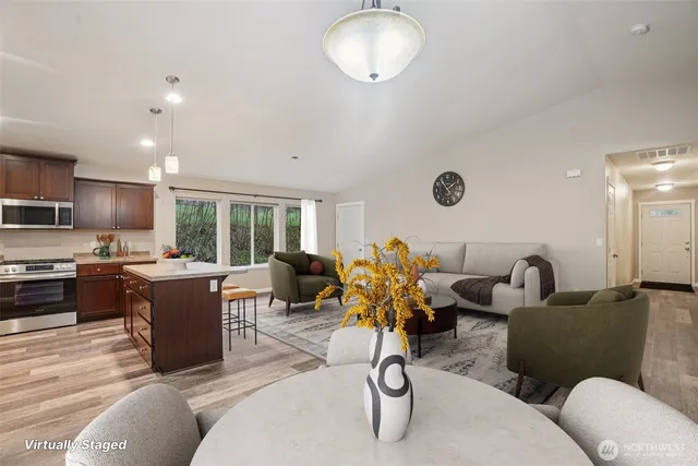 $650,000 | 351 Stella Road, Longview, WA 98632