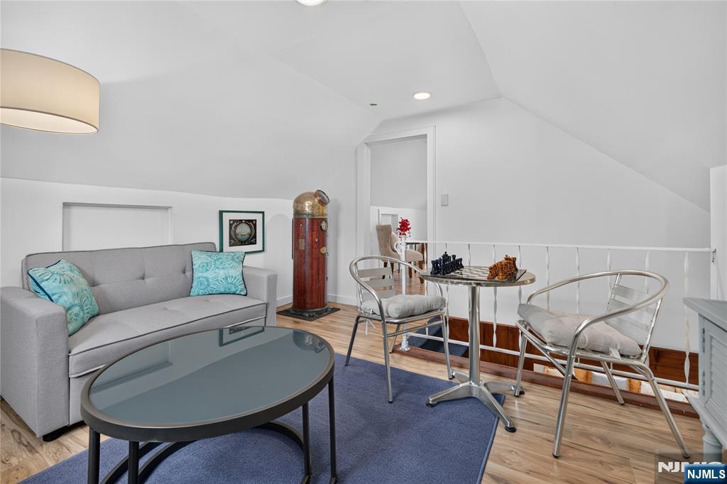 6 Elm Hill Road Clifton, NJ 07013 - Photo 23 of 38