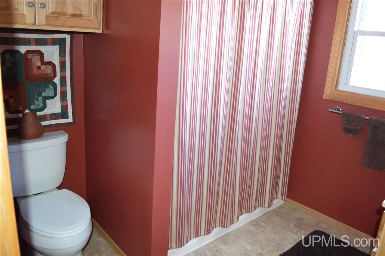 41049 North Entry Road Chassell, MI 49916 - Photo 12 of 24 Gallery Image 12