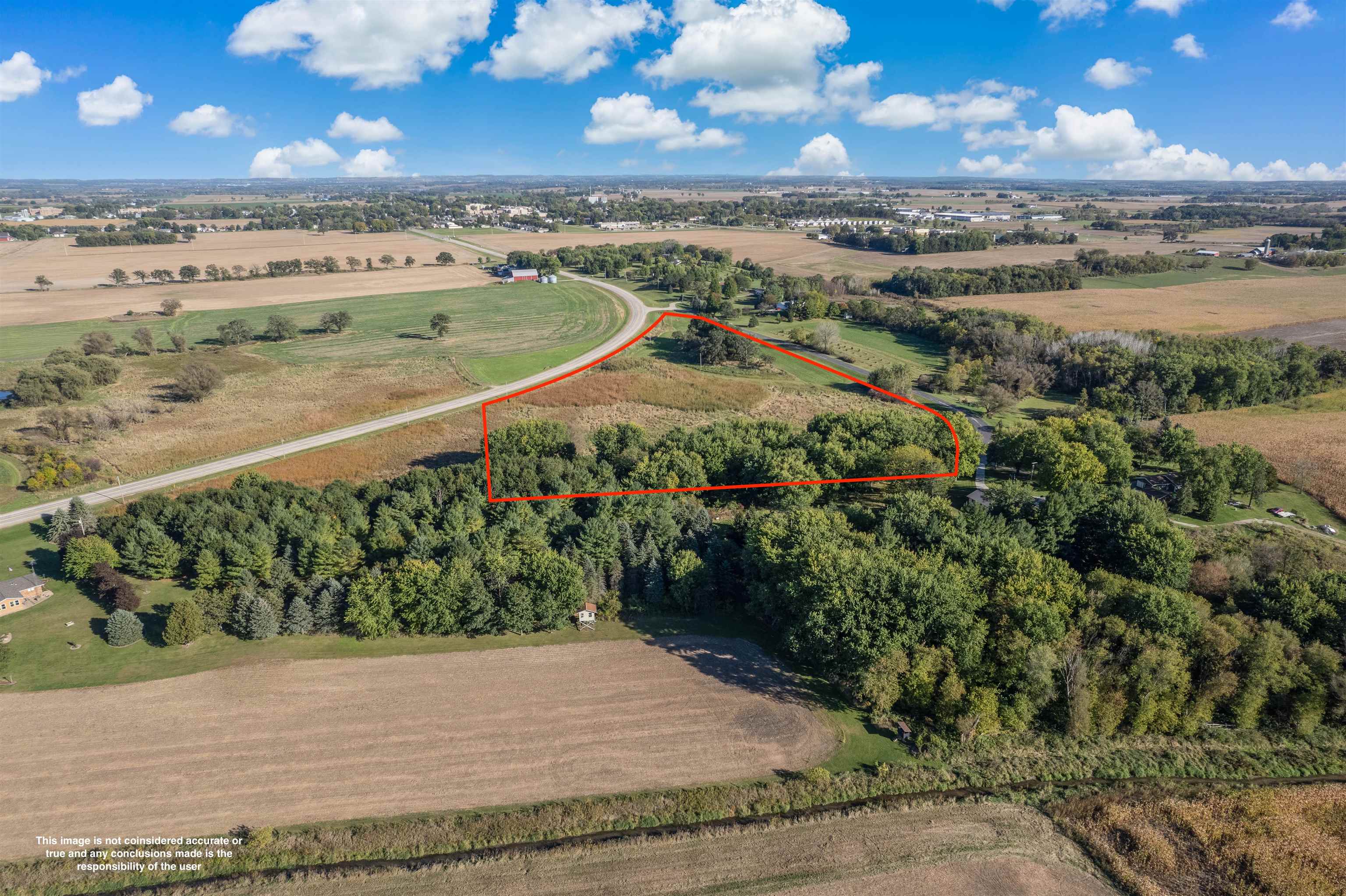 11.18 Hillcrest Road Juneau, WI 53039 - Photo 5 of 8