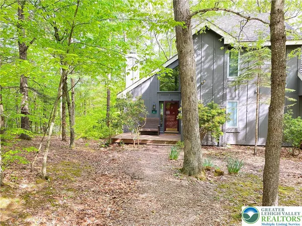 $2,250 | 27 Downhill Hill, Lake Harmony, PA 18624