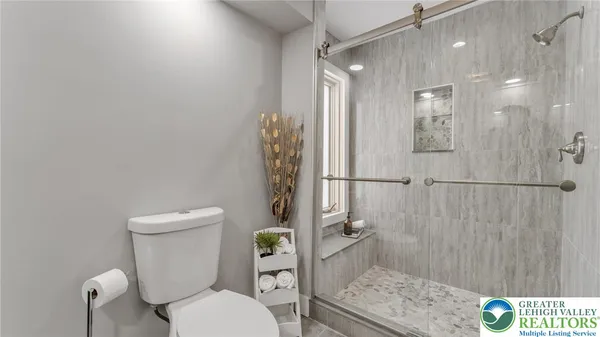 $2,250 | 27 Downhill Hill, Lake Harmony, PA 18624