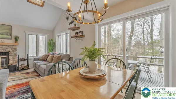 $2,250 | 27 Downhill Hill, Lake Harmony, PA 18624