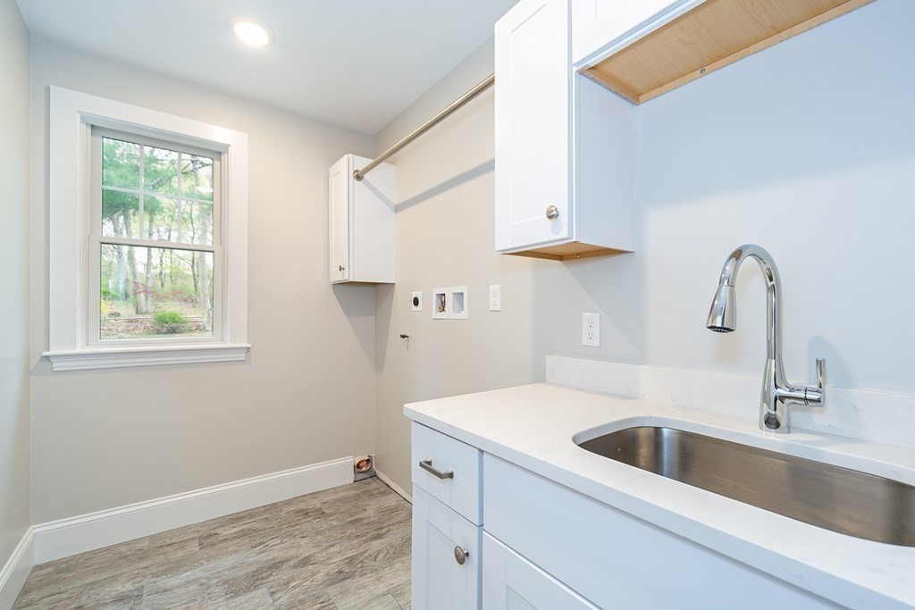 28 MacArthur Road Natick, MA 01760 - Photo 27 of 41 Gallery Image 27