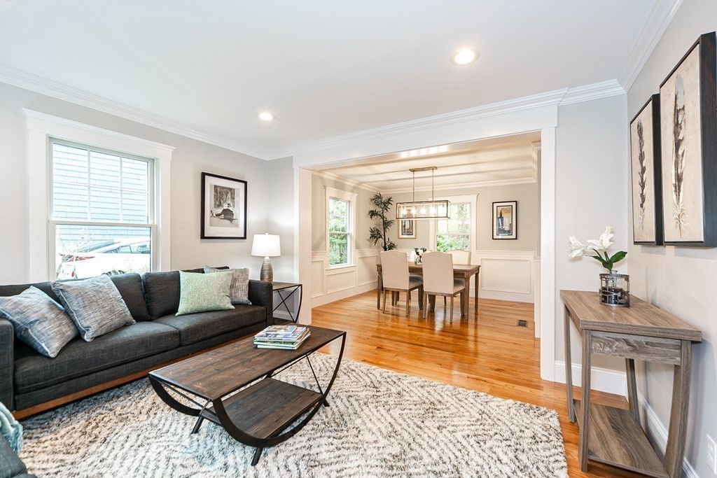 28 MacArthur Road Natick, MA 01760 - Photo 6 of 41 Gallery Image 6