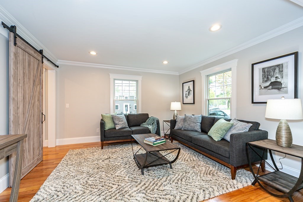 28 MacArthur Road Natick, MA 01760 - Photo 7 of 41 Gallery Image 7