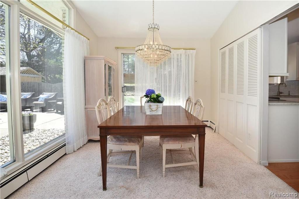 6037 Deguise Court Rochester Hills, MI 48306 - Photo 12 of 31