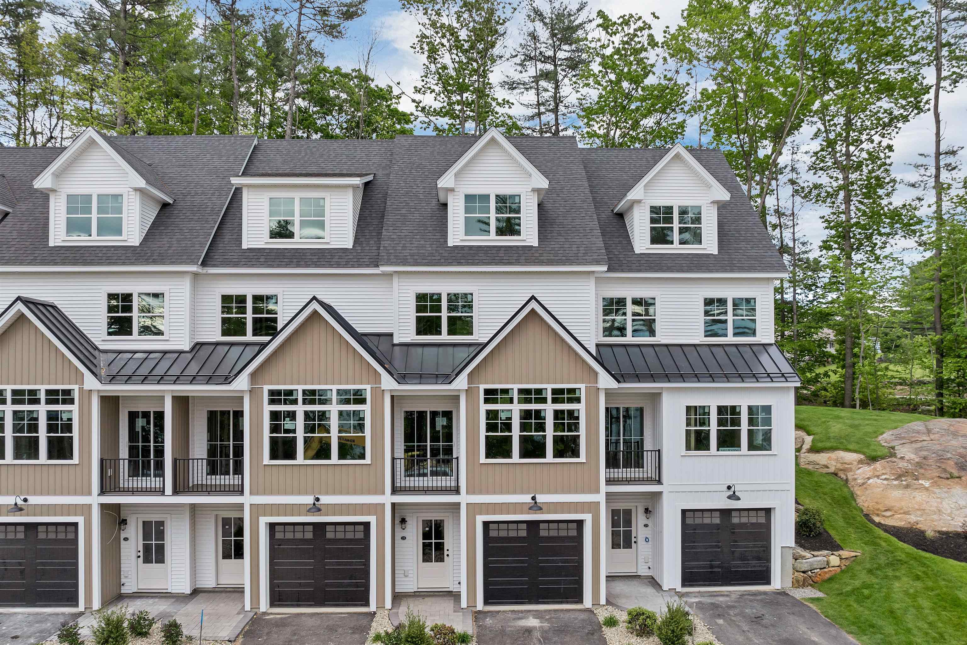 60 White Oaks Road, Unit 27 Laconia, NH 03246 - Photo 1 of 46