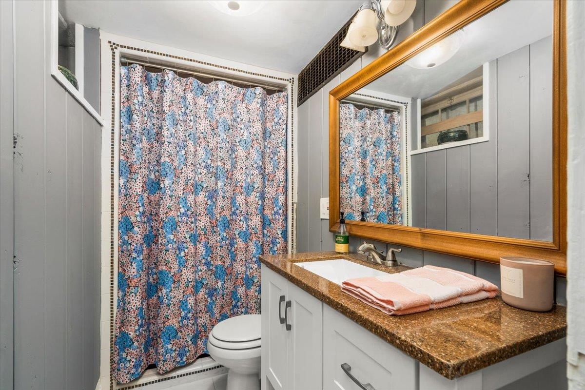 169 Prospect Street Manchester, NH 03104 - Photo 23 of 35 Gallery Image 23