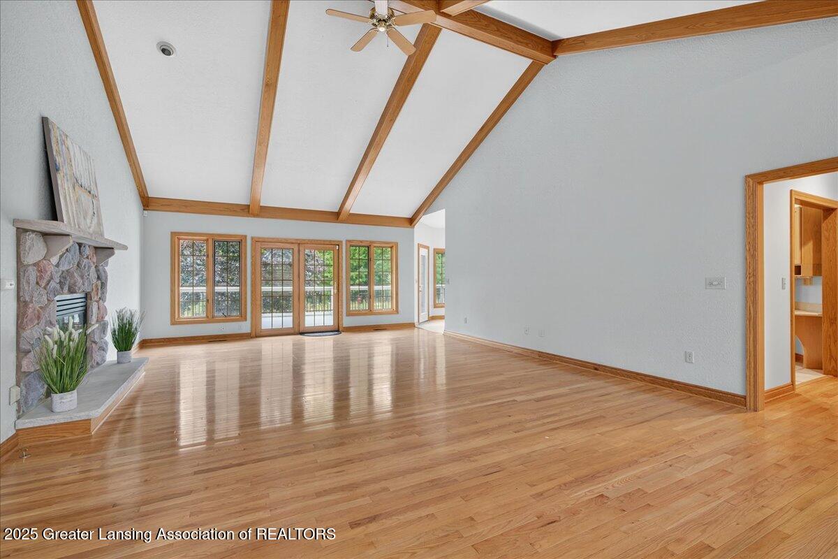 3522 Josette Lane Lansing, MI 48906 - Photo 9 of 56 16-Media Jett - 02