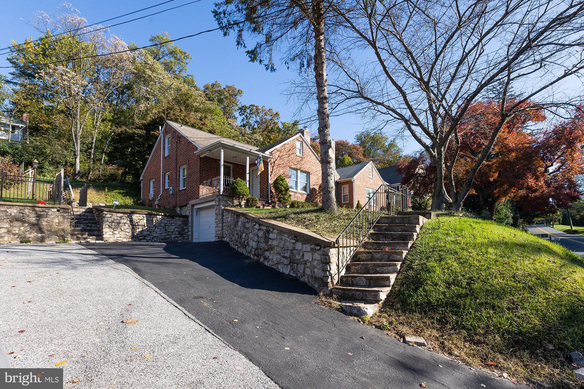 1424 West Joppa Road Towson, MD 21204 - Photo 2 of 30 Driveway