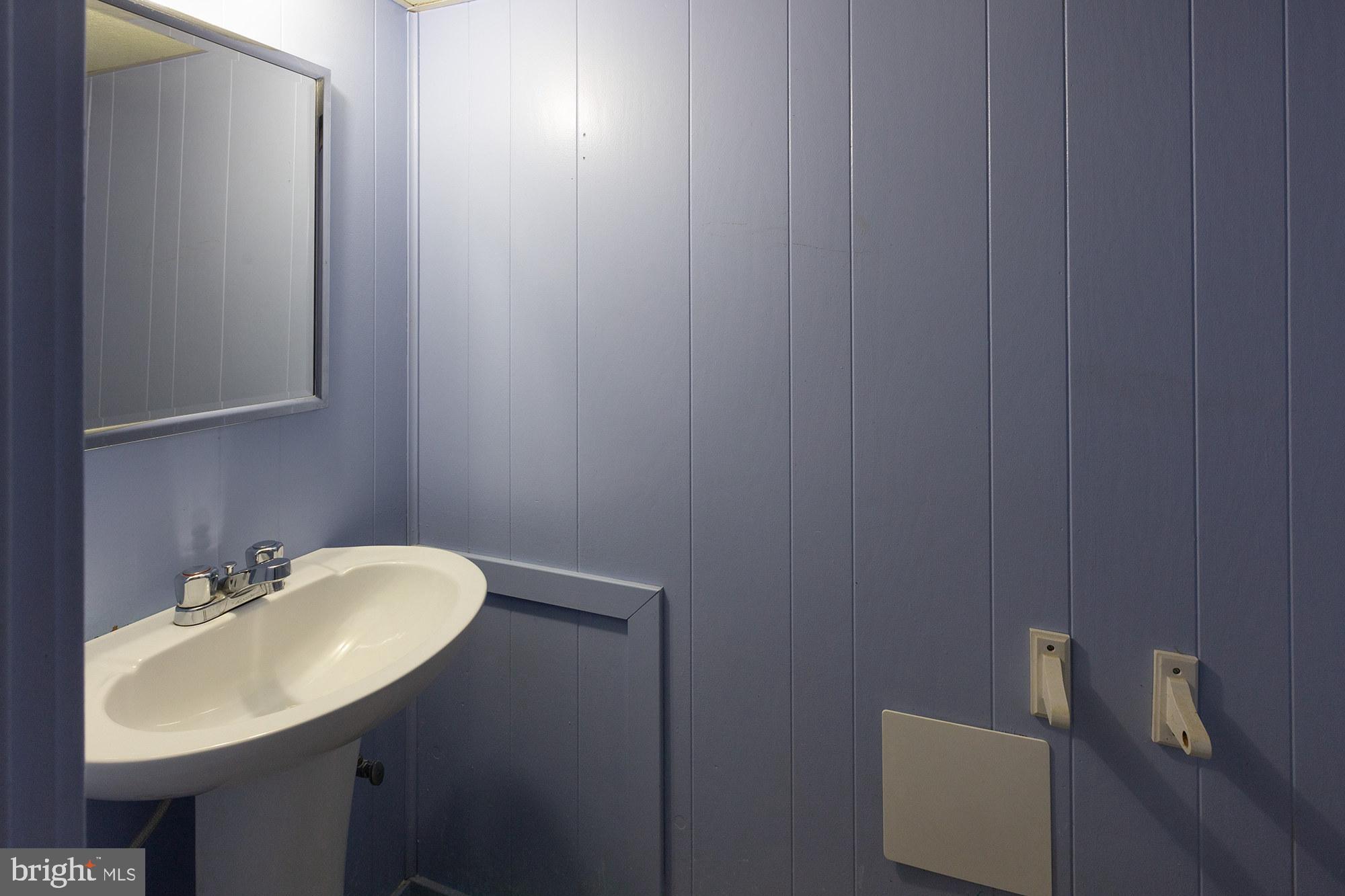 1424 West Joppa Road Towson, MD 21204 - Photo 21 of 30 Lower level half bath