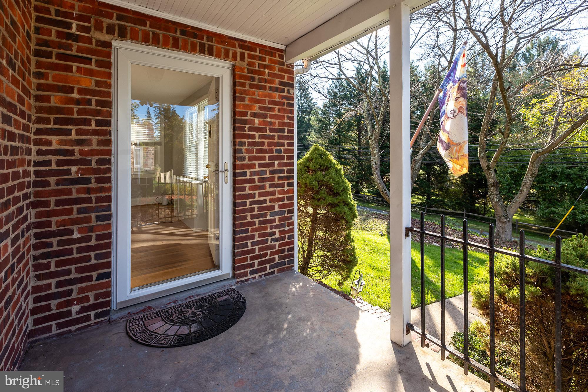 1424 West Joppa Road Towson, MD 21204 - Photo 3 of 30 Inviting front porch