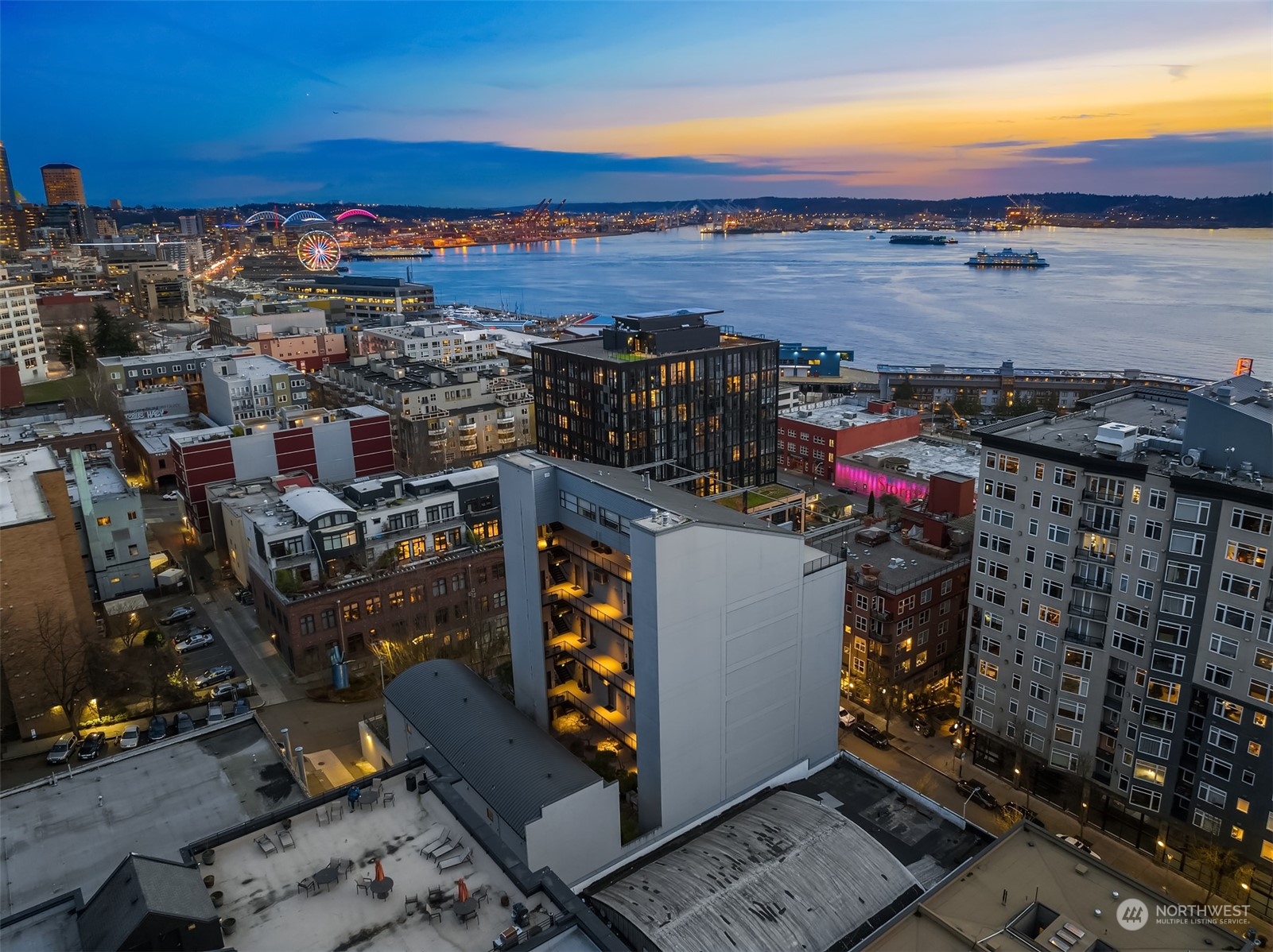 80 Vine Street, Unit 502 Seattle, WA 98121 - Photo 25 of 31