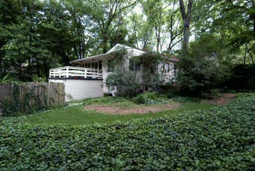 1801 Murdstone Road Upper St. Clair, PA 15241 - Photo 5 of 5 Yard/Garden.