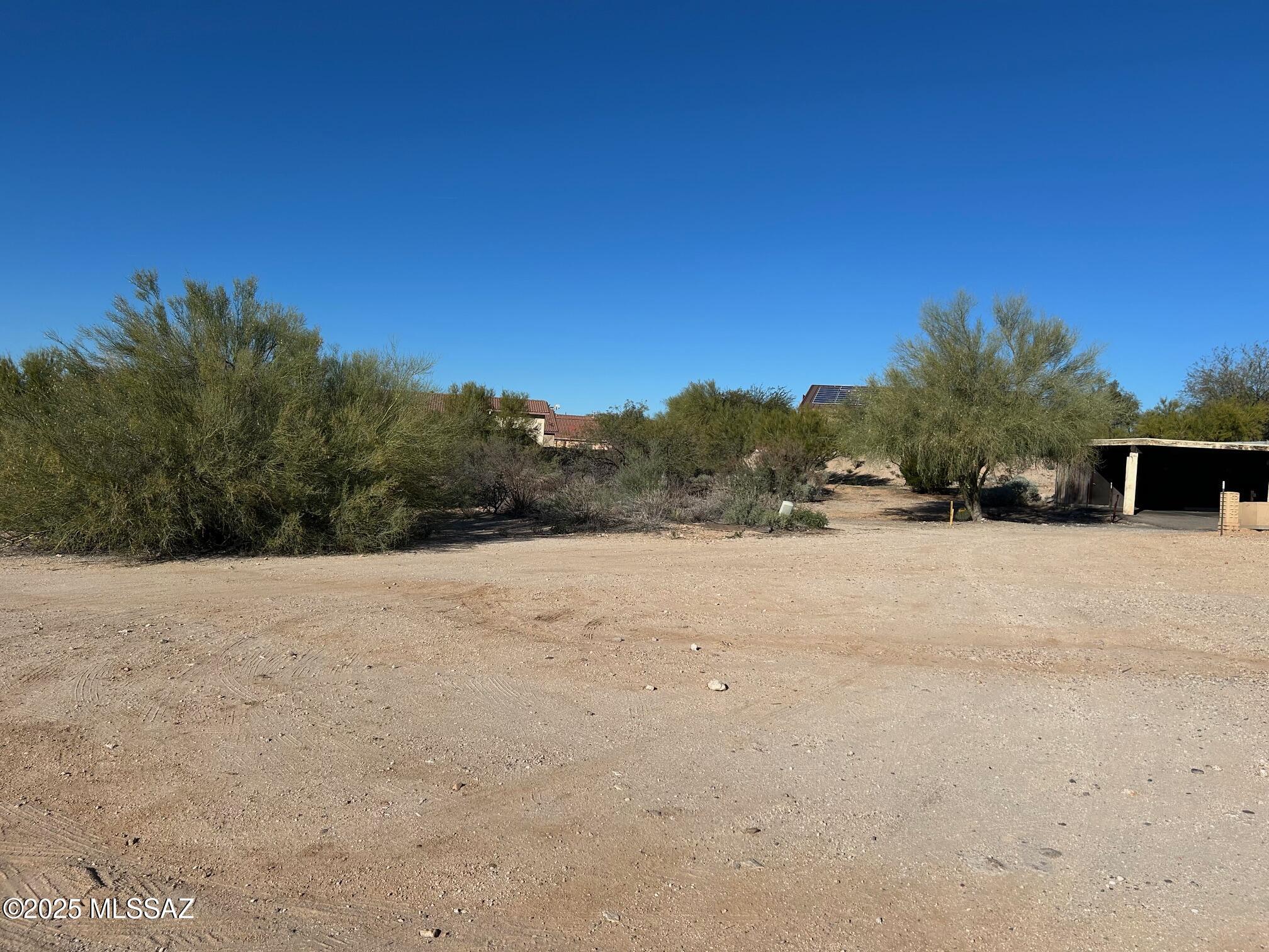 North Oracle Road, Unit 22516 Tucson, AZ 85704 - Photo 5 of 10 a view of an outdoor space and a yard
