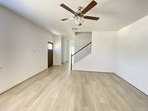 $2,200 | 6503 Casina Glen, San Antonio, TX 78249