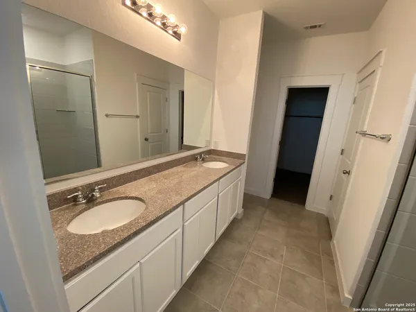 $2,200 | 6503 Casina Glen, San Antonio, TX 78249