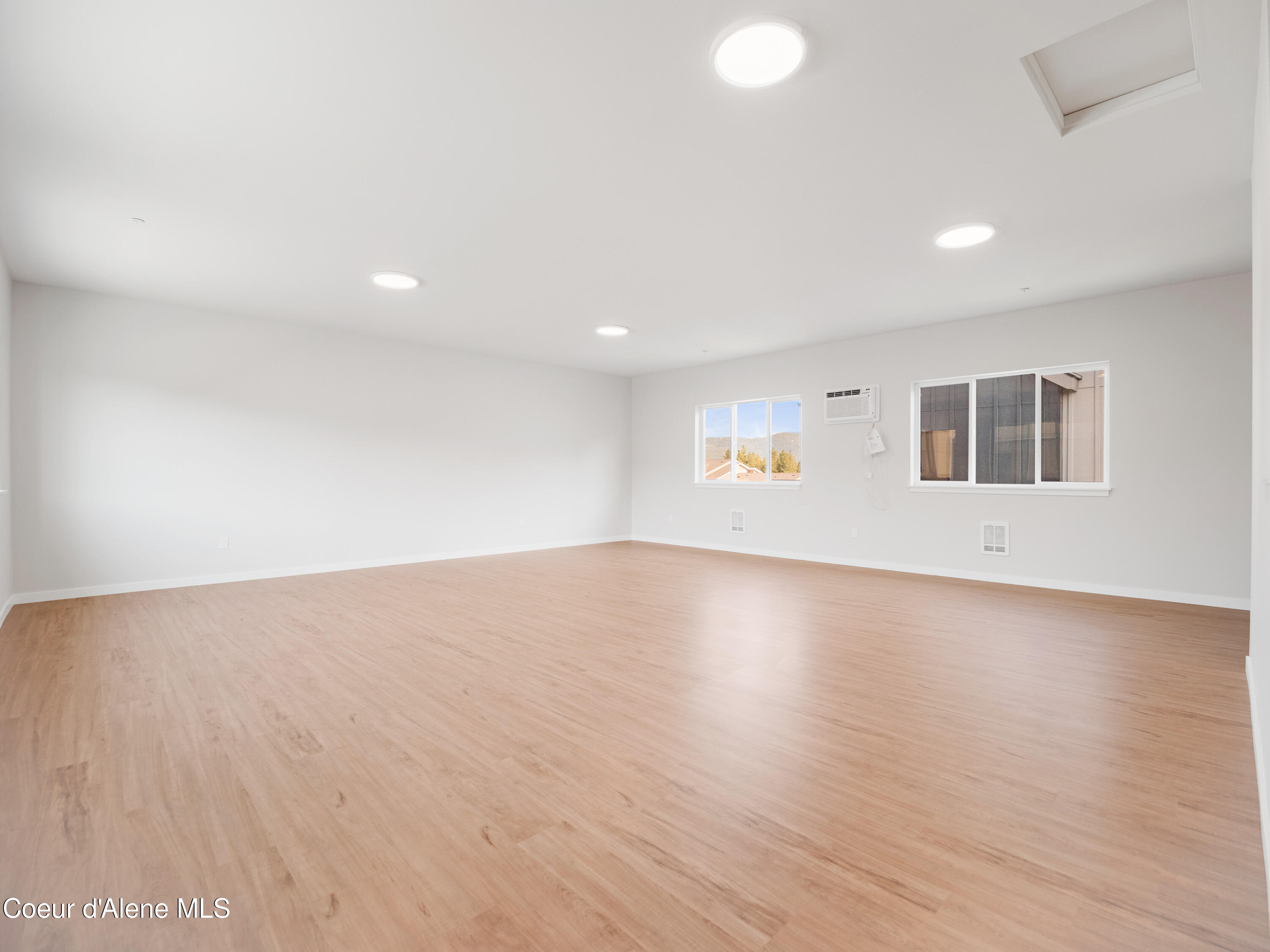 1037 East RR Avenue Post Falls, ID 83854 - Photo 48 of 64 web_Vista_1037_8_24_48