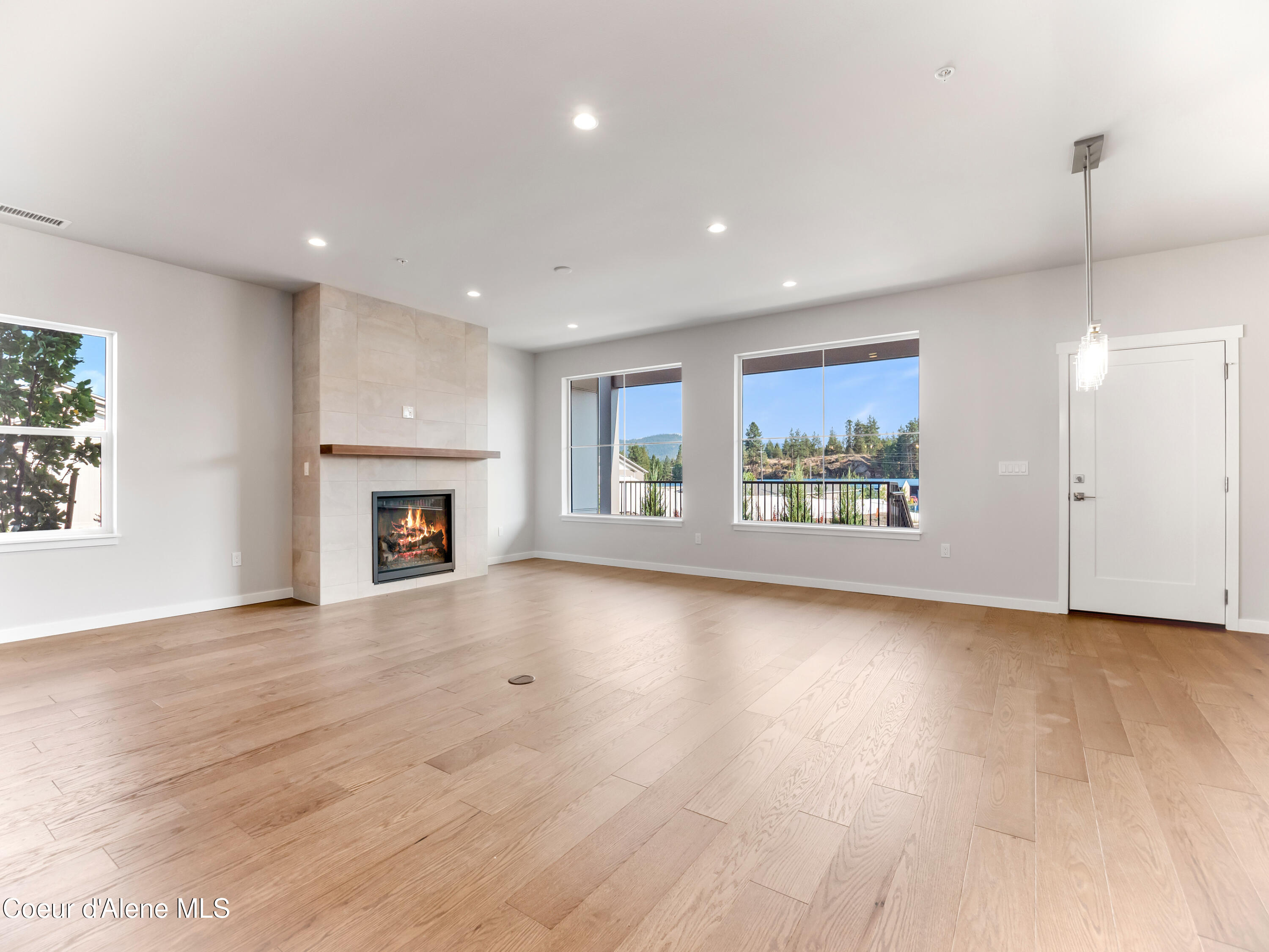 1037 East RR Avenue Post Falls, ID 83854 - Photo 6 of 64 web_Vista_1037_8_24_15