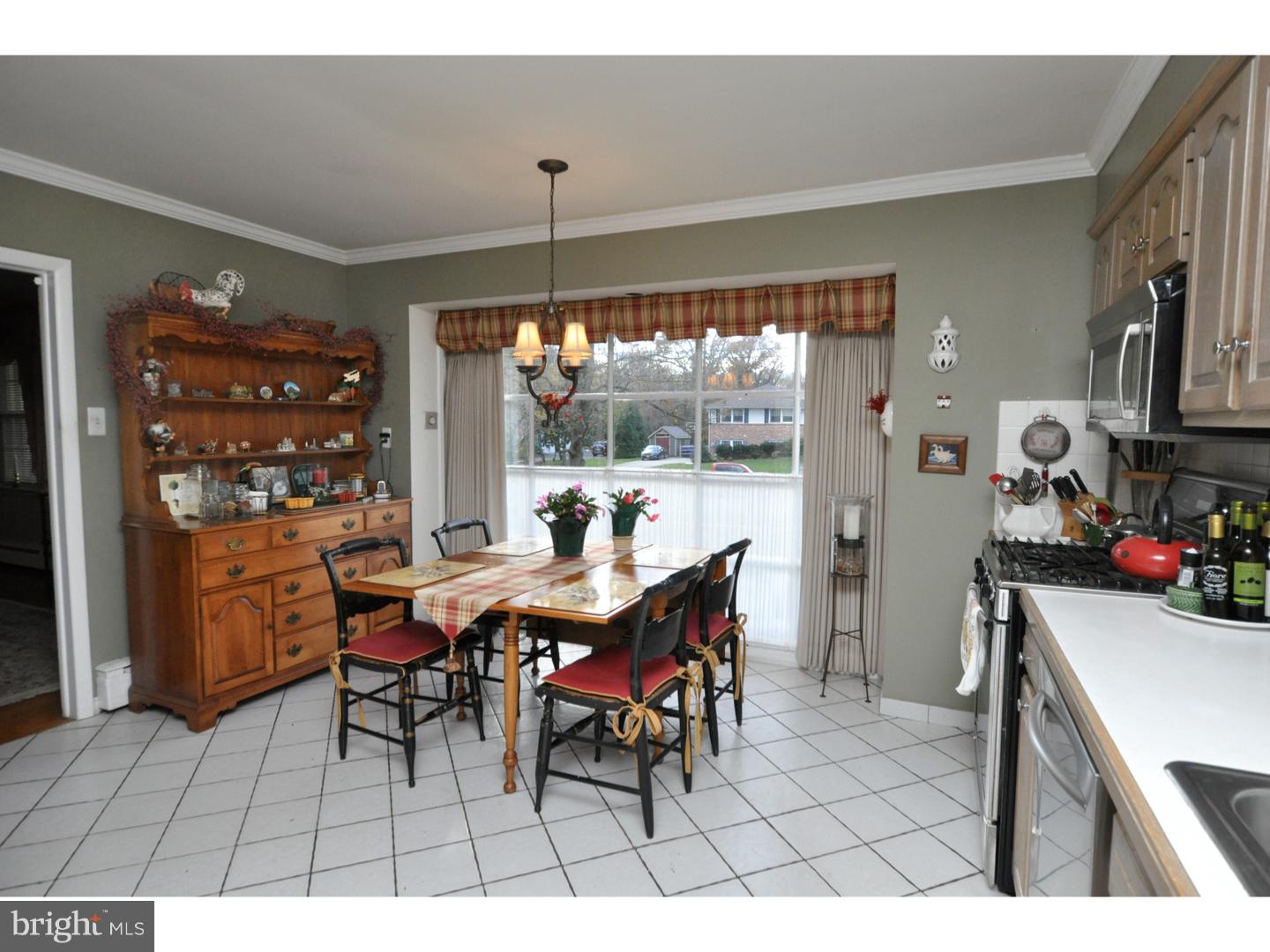 115 Ramblewood Road Moorestown, NJ 08057 - Photo 8 of 22 Gallery Image 8