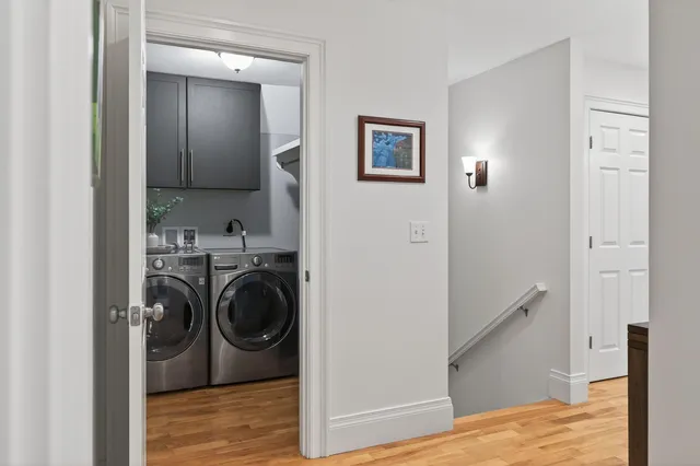 $1,100,000 | 34 Newfield Road, Freeport, ME 04032