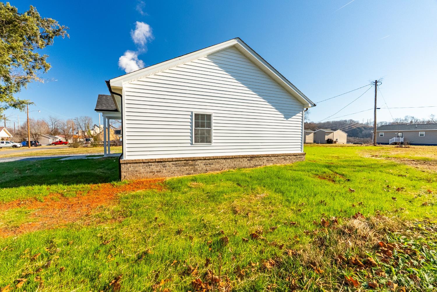 1303 4th Street Altavista, VA 24517 - Photo 29 of 36 a view of a house with backyard and sitting area