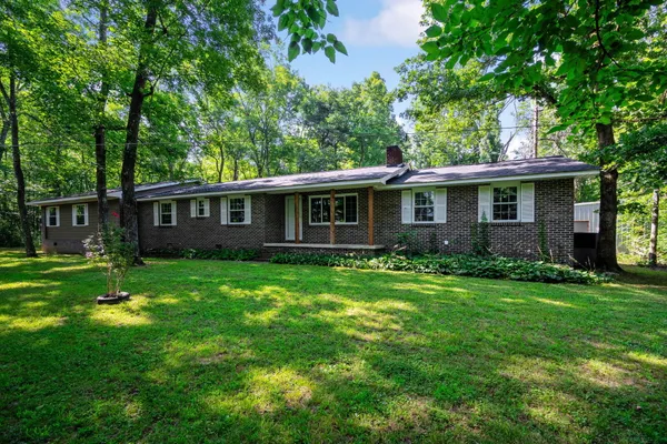 $575,000 | 1688 Highway 136, Trenton, GA 30752