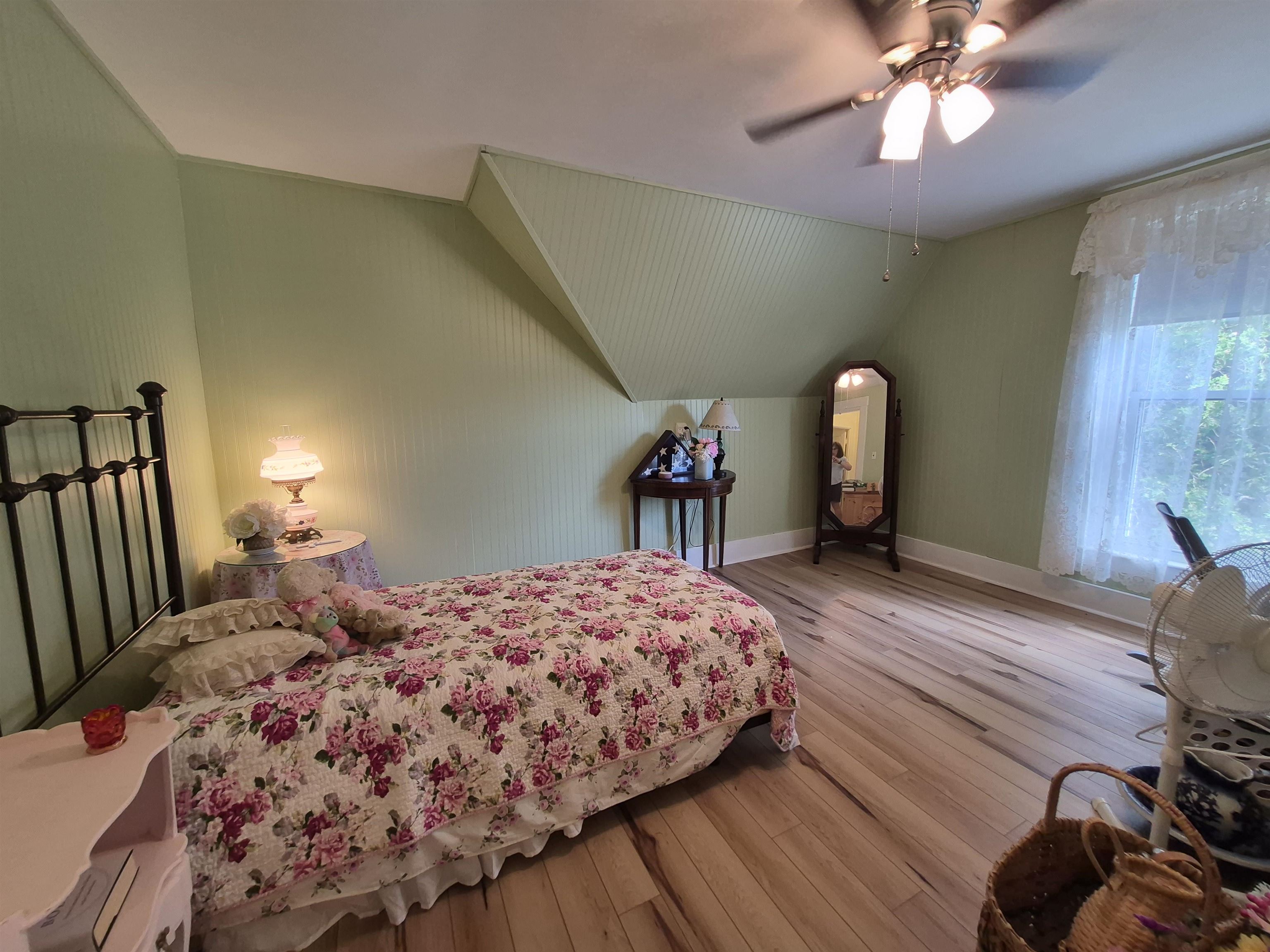 48 Middle Street Lancaster, NH 03584 - Photo 15 of 44