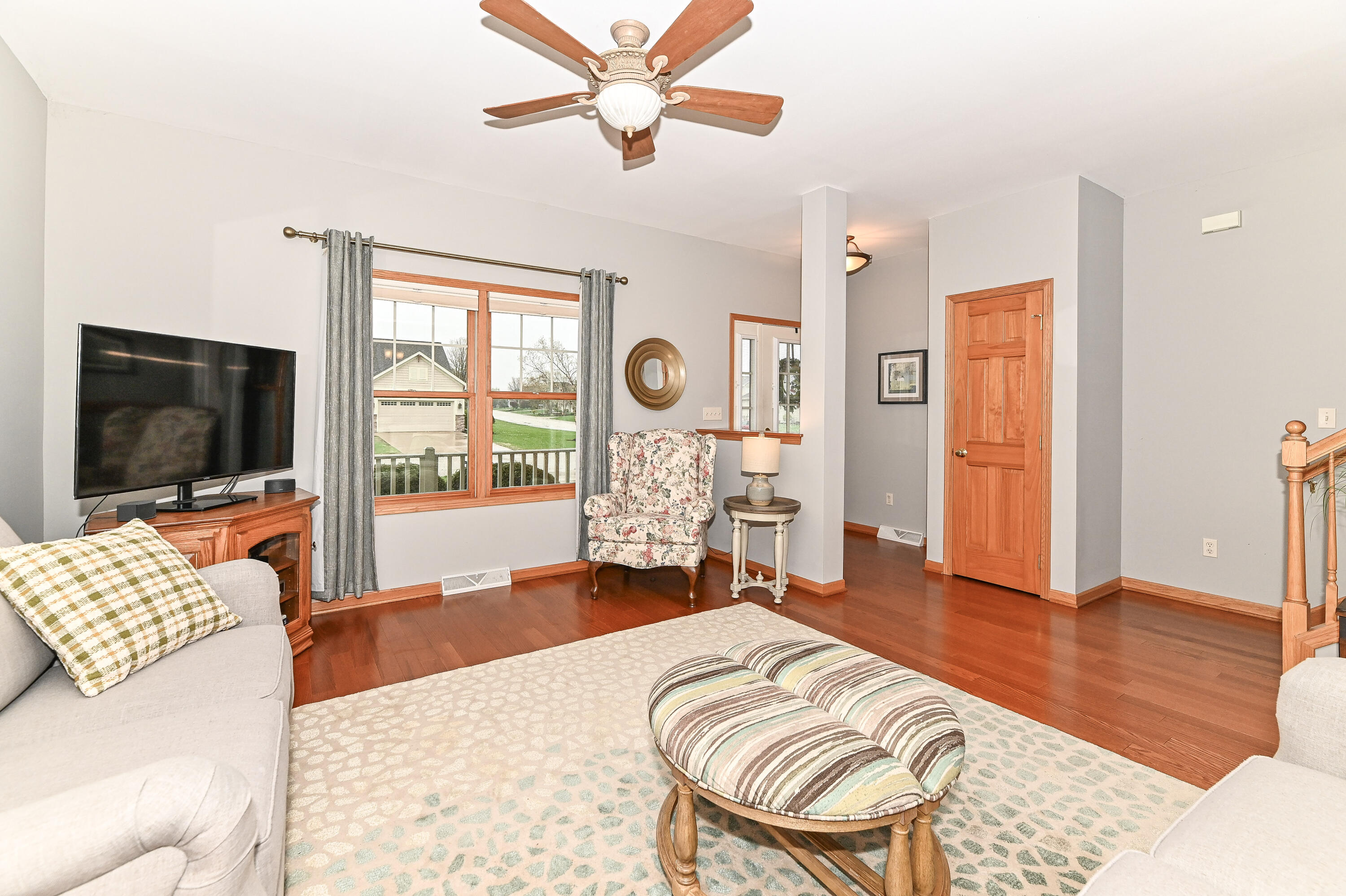 1736 Raintree Lane, Unit 47 Mount Pleasant, WI 53406 - Photo 10 of 51 Living Room
