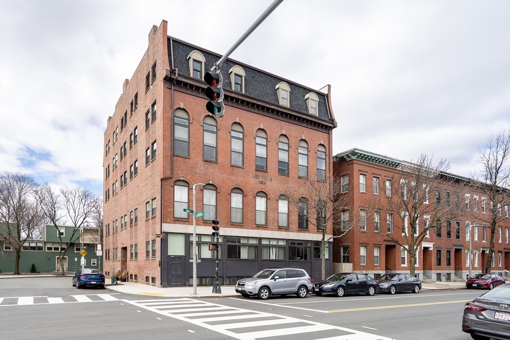 356-358 Main Street, Unit 1 Boston, MA 02129 - Photo 33 of 38