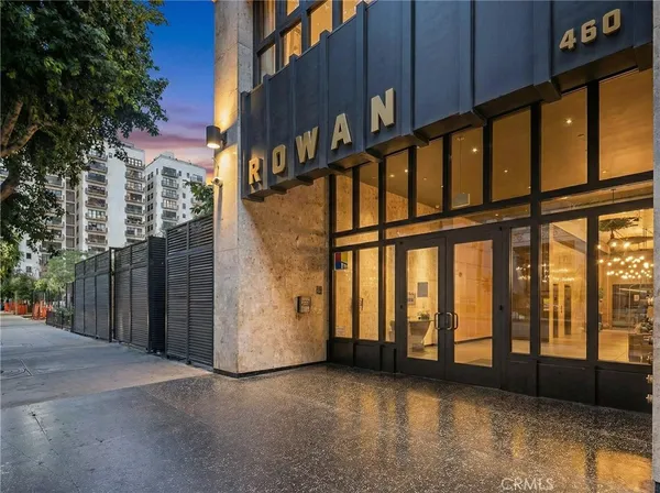 a view of a building with an outdoor space