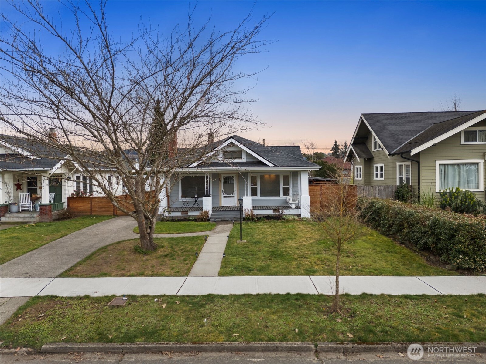 809 Sumner Avenue Sumner, WA 98390 - Photo 2 of 27