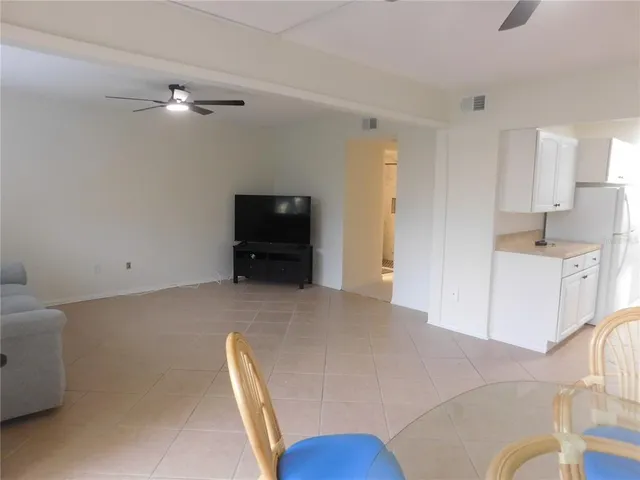 $175,000 | 4920 Locust Street Northeast, Unit 106, St. Petersburg, FL 33703