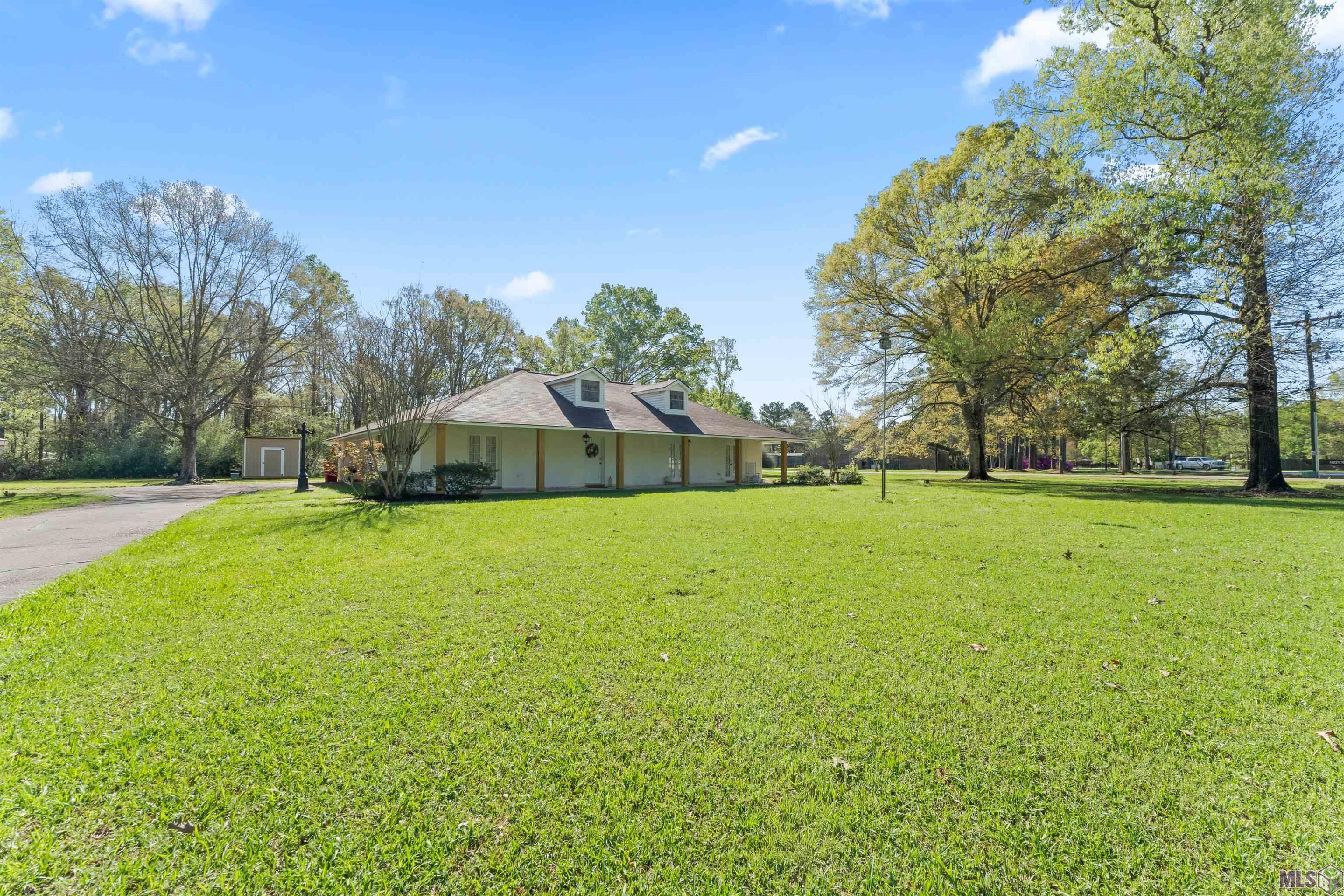 23362 Joe May Road Denham Springs, LA 70726 - Photo 2 of 26 Gallery Image 2