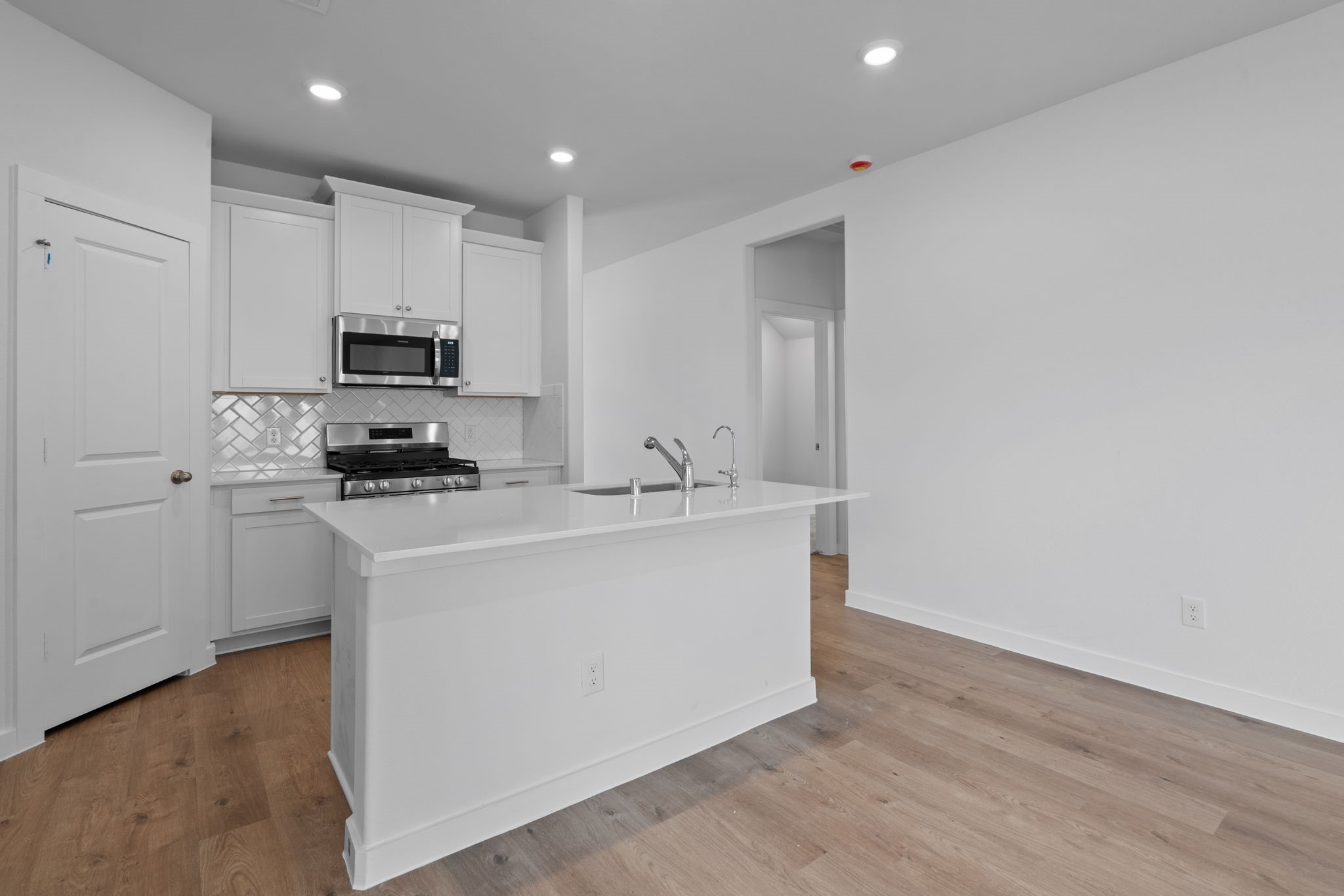 328 Gambels Quail Road Hempstead, TX 77445 - Photo 12 of 27