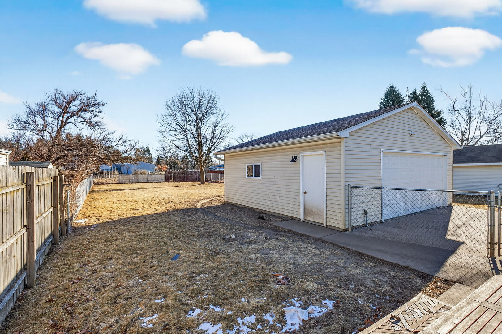 3285 Moencks Road Bettendorf, IA 52722 - Photo 4 of 20 Gallery Image 4