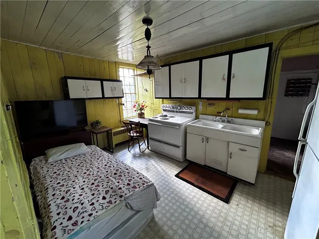 $260,000 | 93 Main Street, Laurens, NY 13796