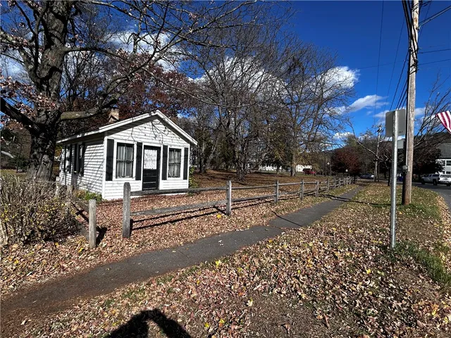 $260,000 | 93 Main Street, Laurens, NY 13796