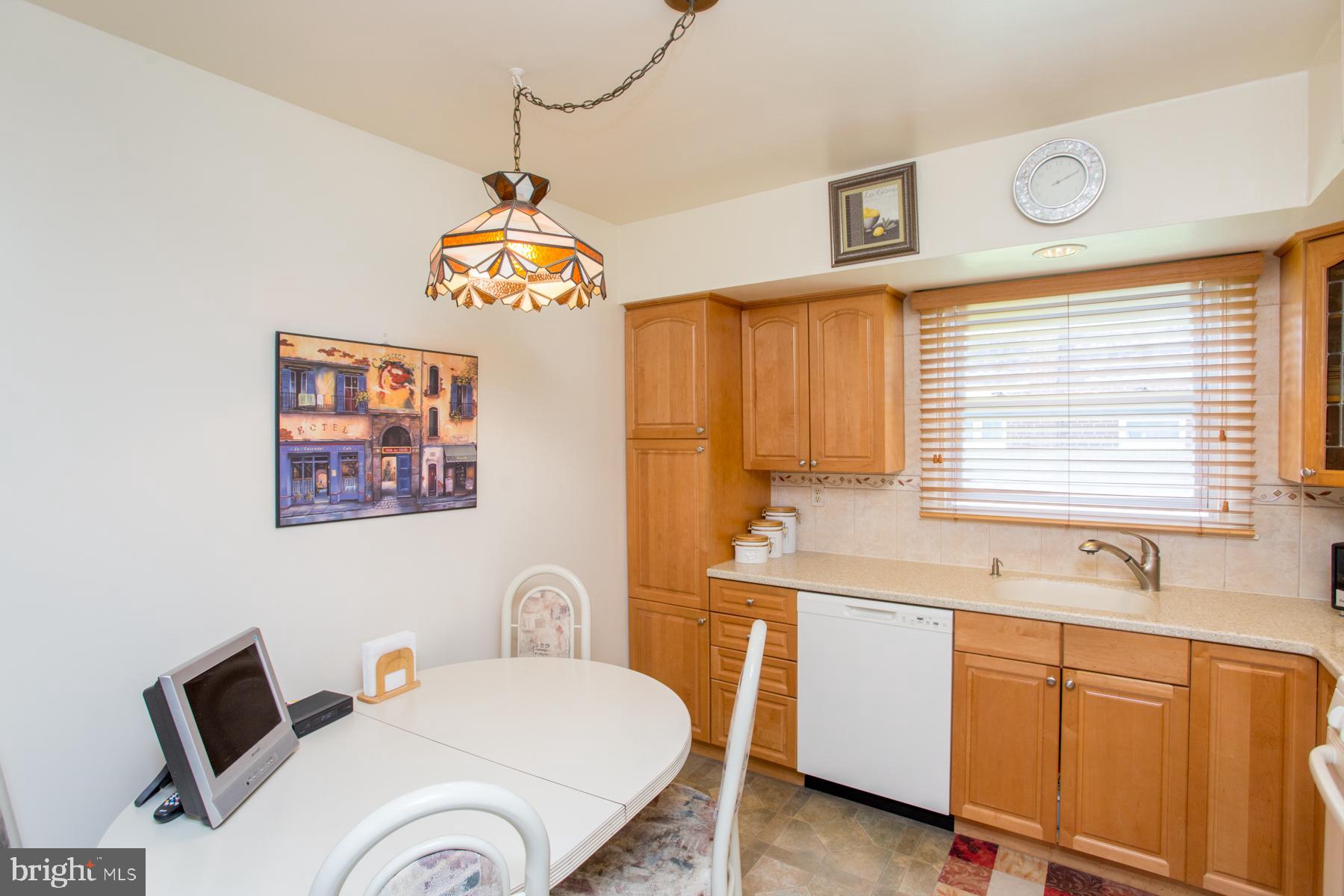 1158 Medway Road Philadelphia, PA 19115 - Photo 14 of 60