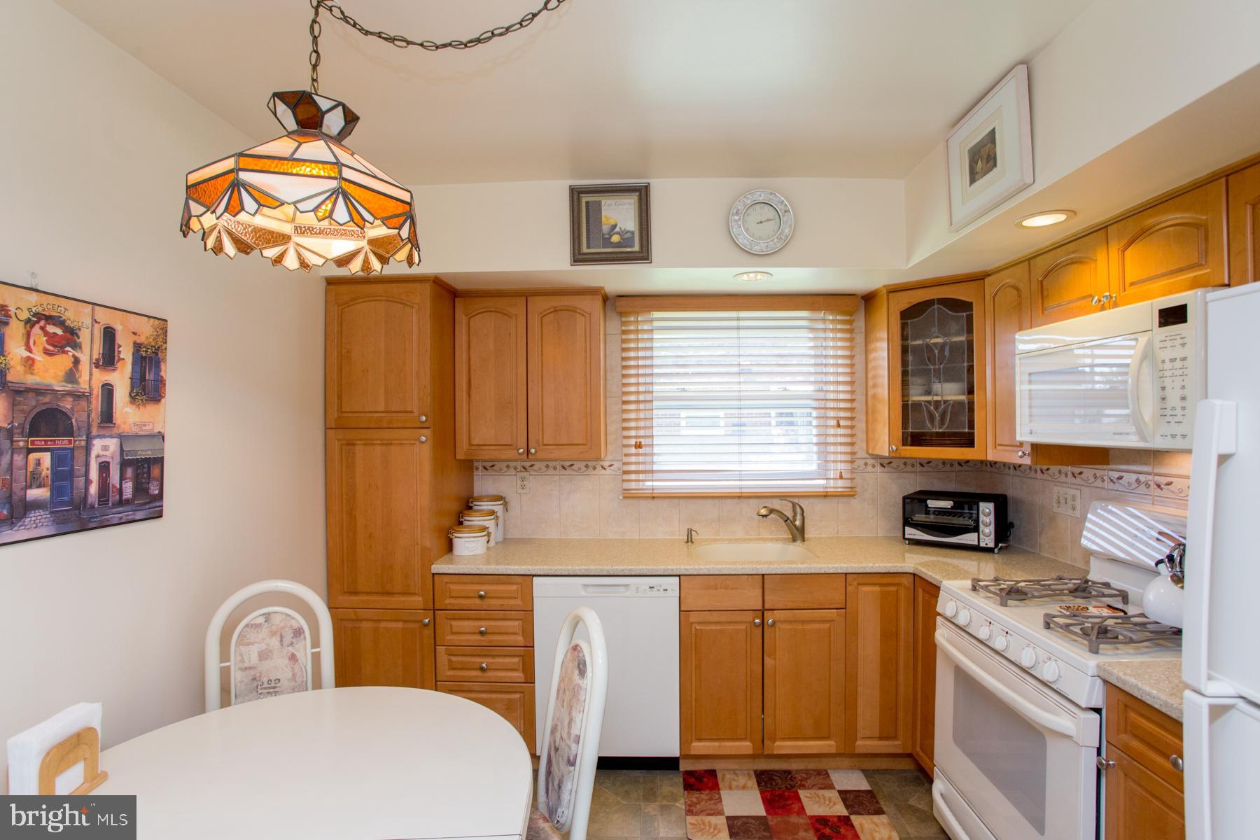 1158 Medway Road Philadelphia, PA 19115 - Photo 16 of 60