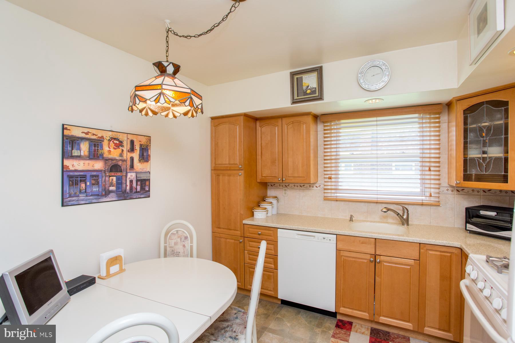 1158 Medway Road Philadelphia, PA 19115 - Photo 17 of 60