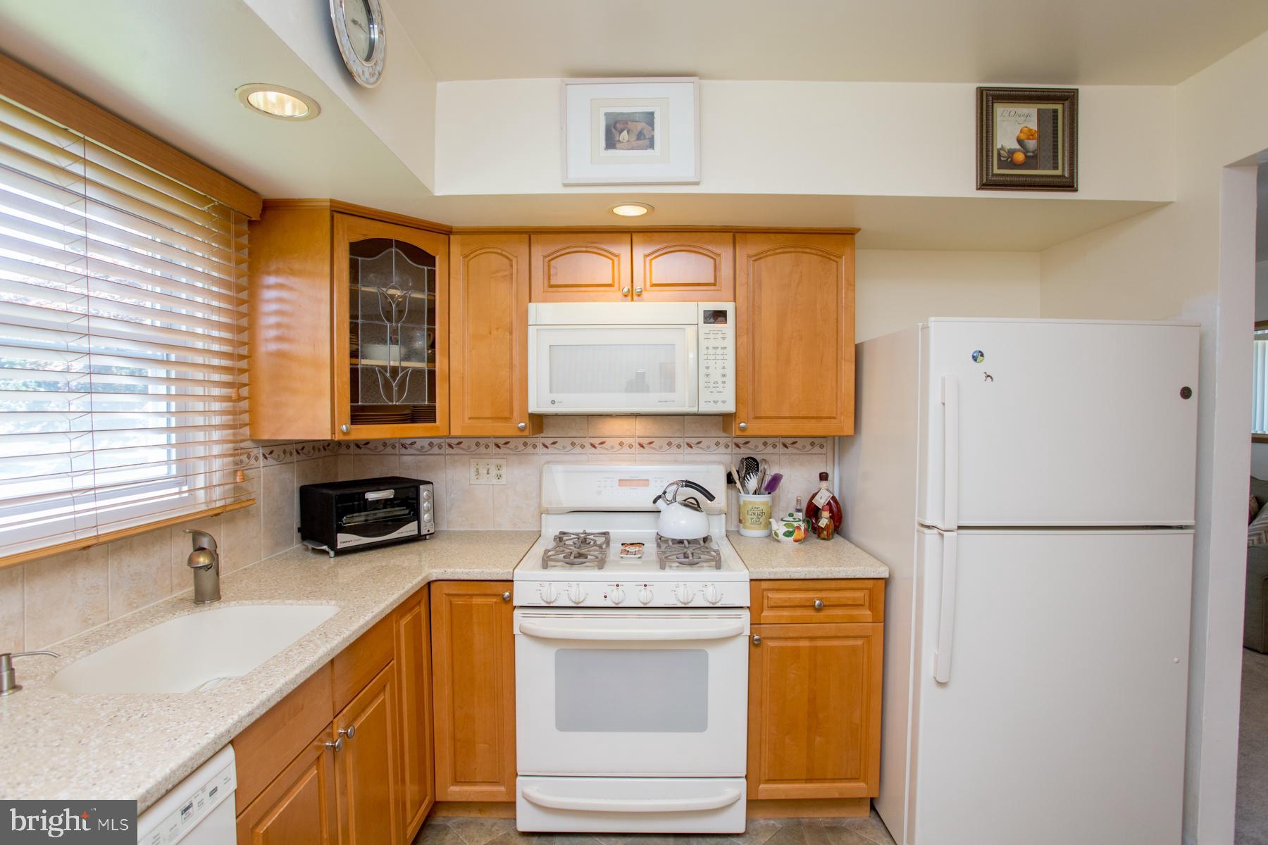 1158 Medway Road Philadelphia, PA 19115 - Photo 20 of 60