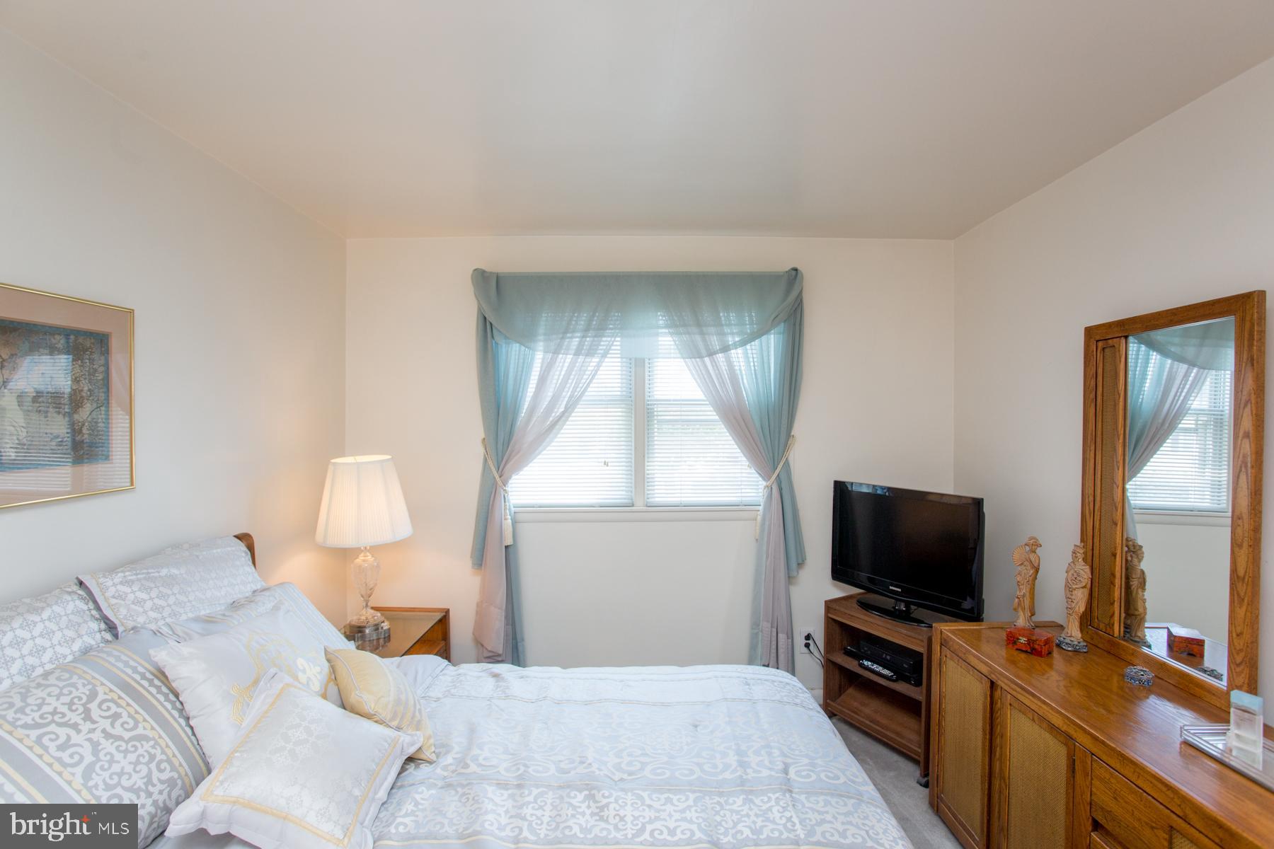 1158 Medway Road Philadelphia, PA 19115 - Photo 23 of 60