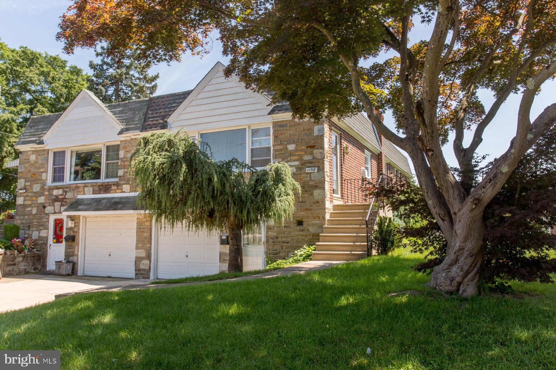 1158 Medway Road Philadelphia, PA 19115 - Photo 4 of 60