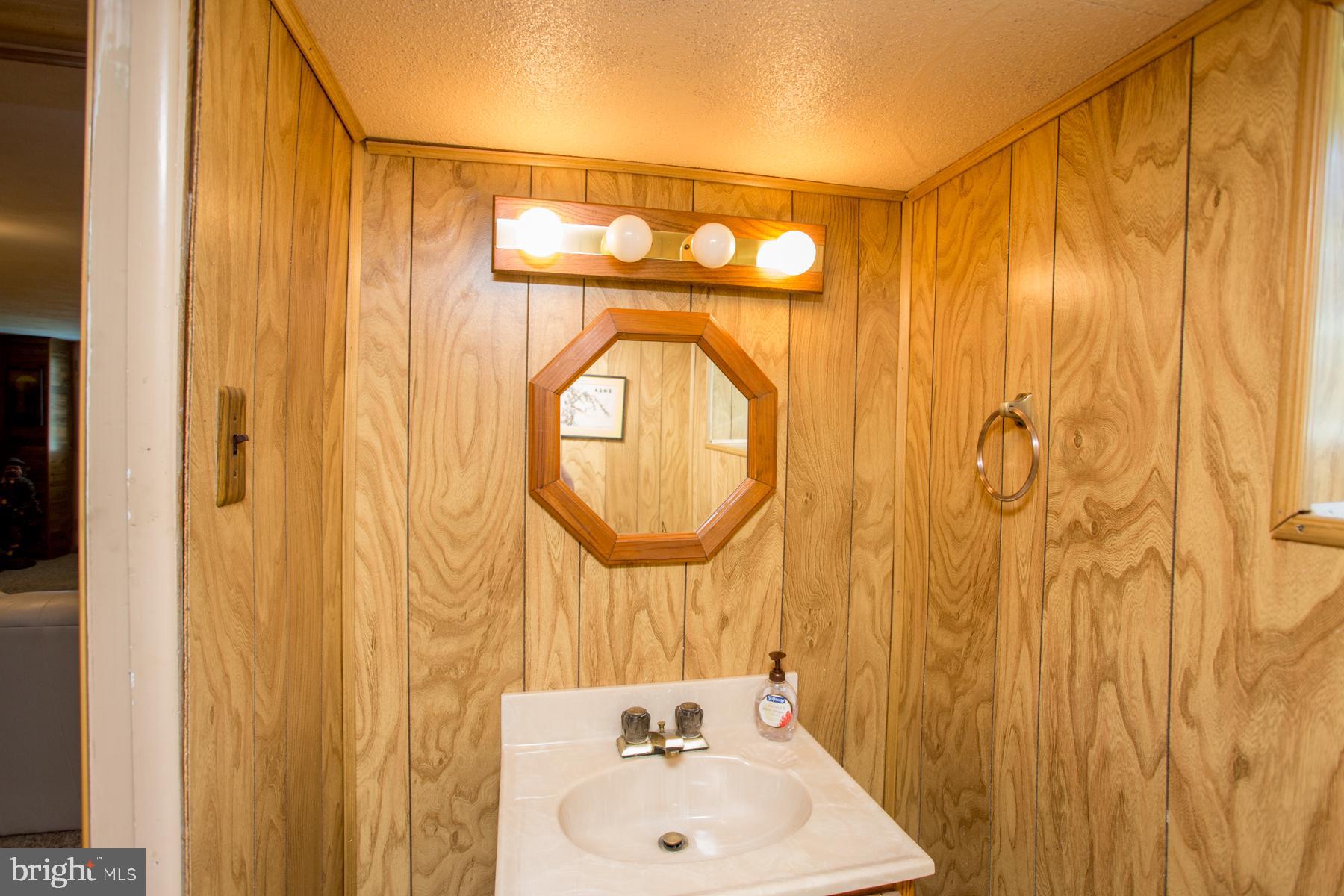 1158 Medway Road Philadelphia, PA 19115 - Photo 44 of 60
