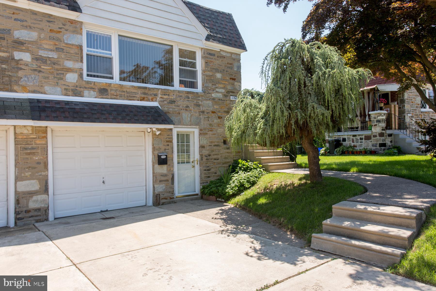 1158 Medway Road Philadelphia, PA 19115 - Photo 5 of 60