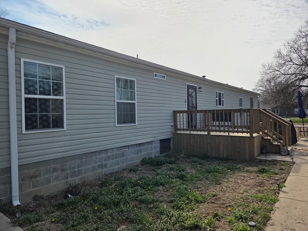 $135,000 | 104 South Douglas Street, McLeansboro, IL 62859